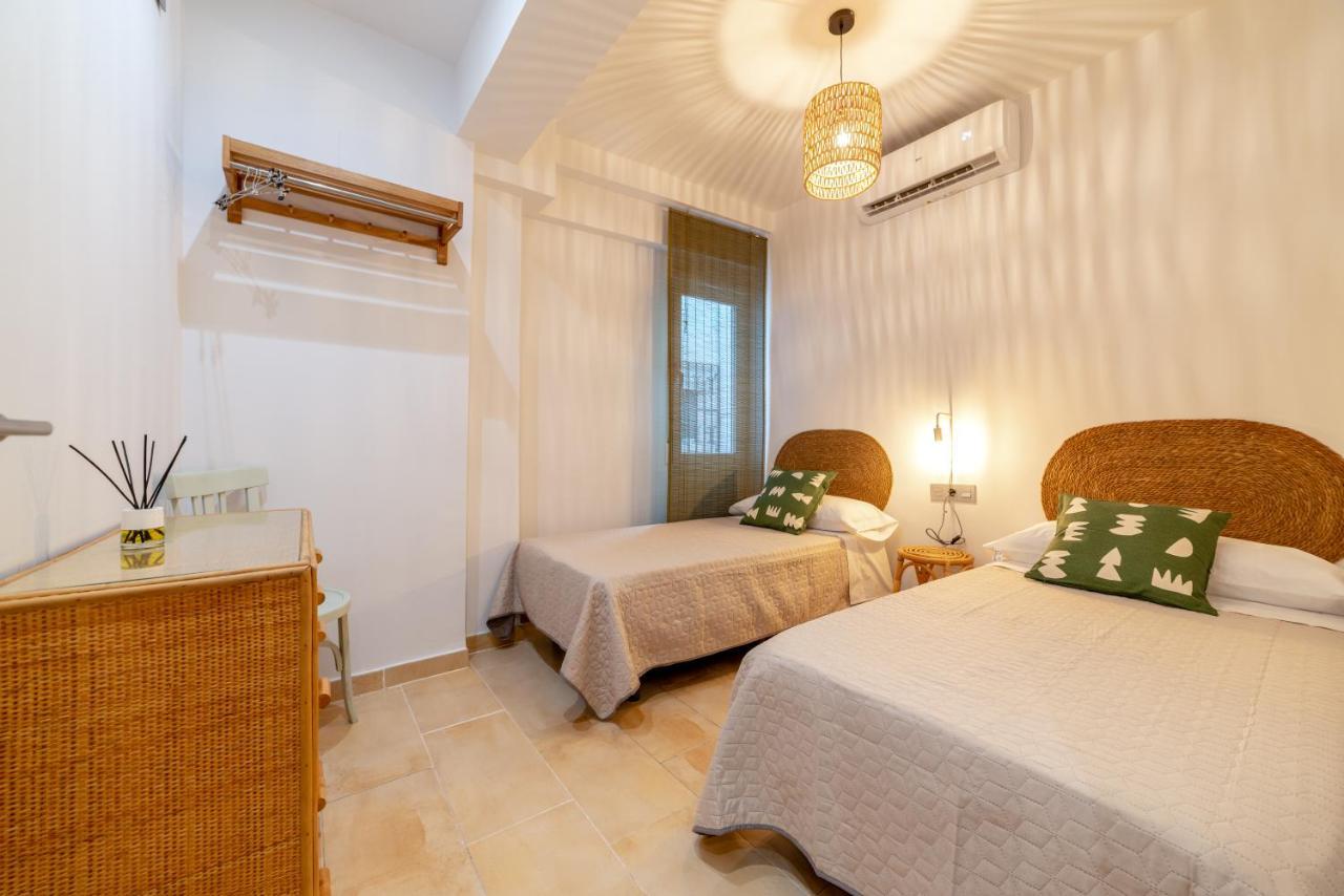 Apartamento Ronda Genil Con Parking Gratuito グラナダ エクステリア 写真