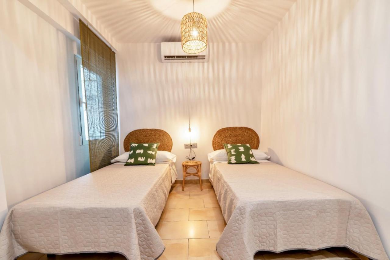 Apartamento Ronda Genil Con Parking Gratuito グラナダ エクステリア 写真